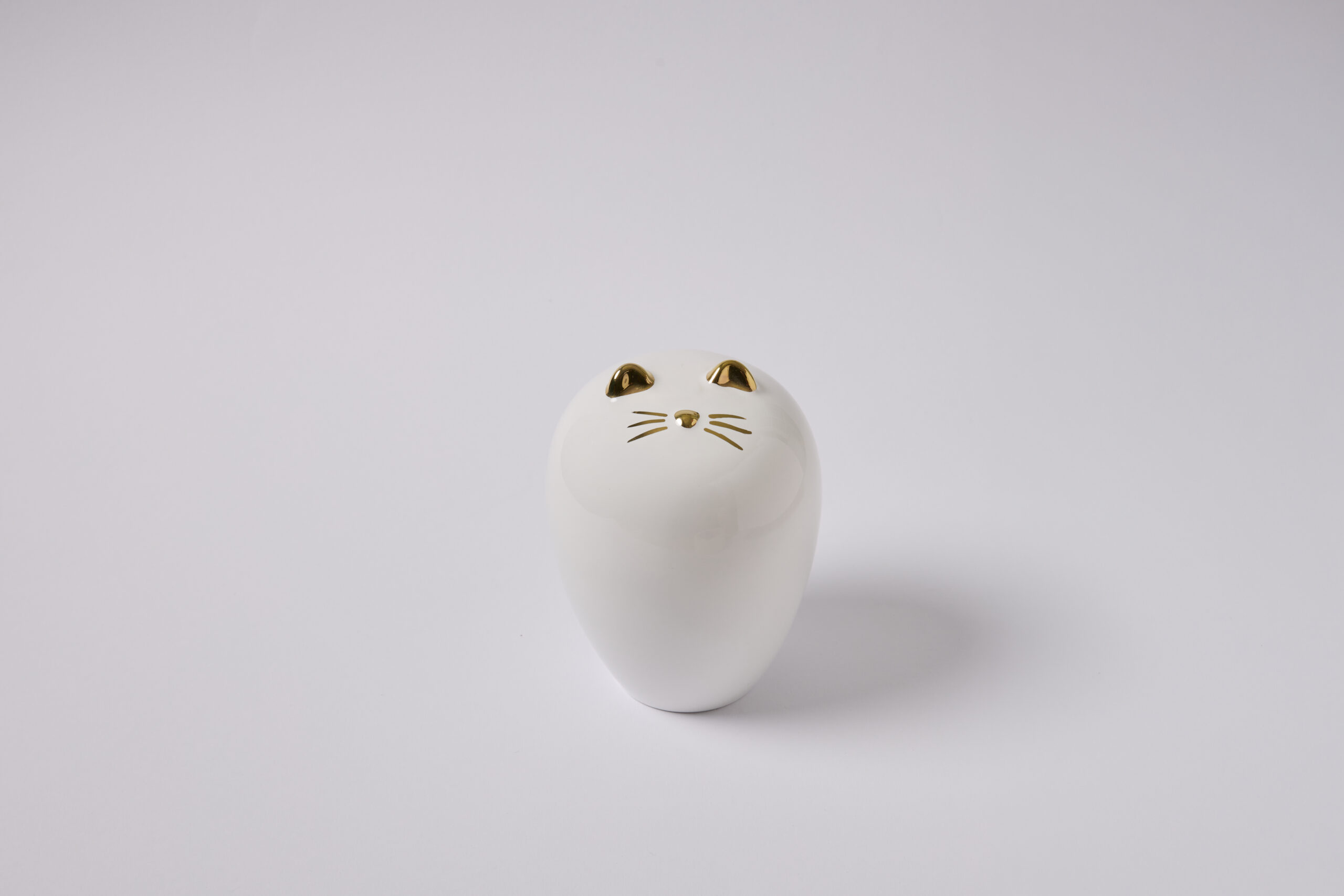 Urna gatto ceramica con dettagli oro
